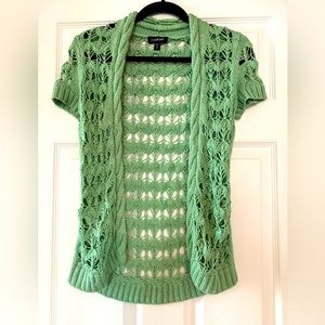 Bebe knitted green short sleeve top